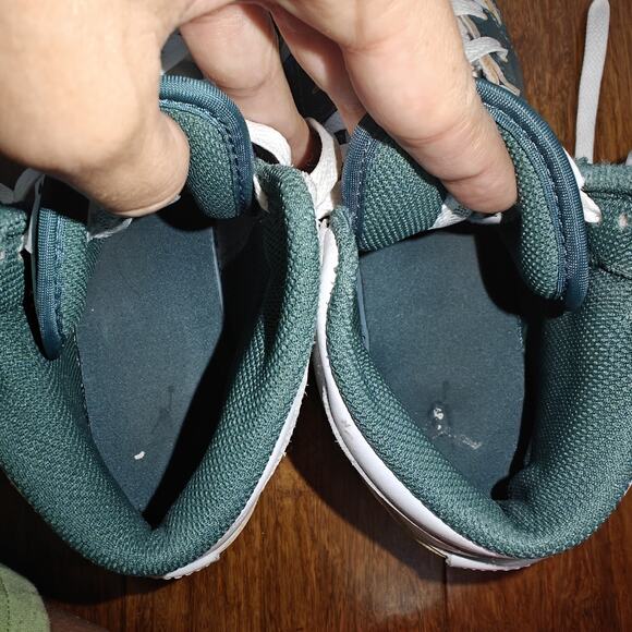 AIR JORDAN 1 MID SE (GS) White Oxidized Green Sail Size 6Y Excellent Condition - Picture 11 of 14